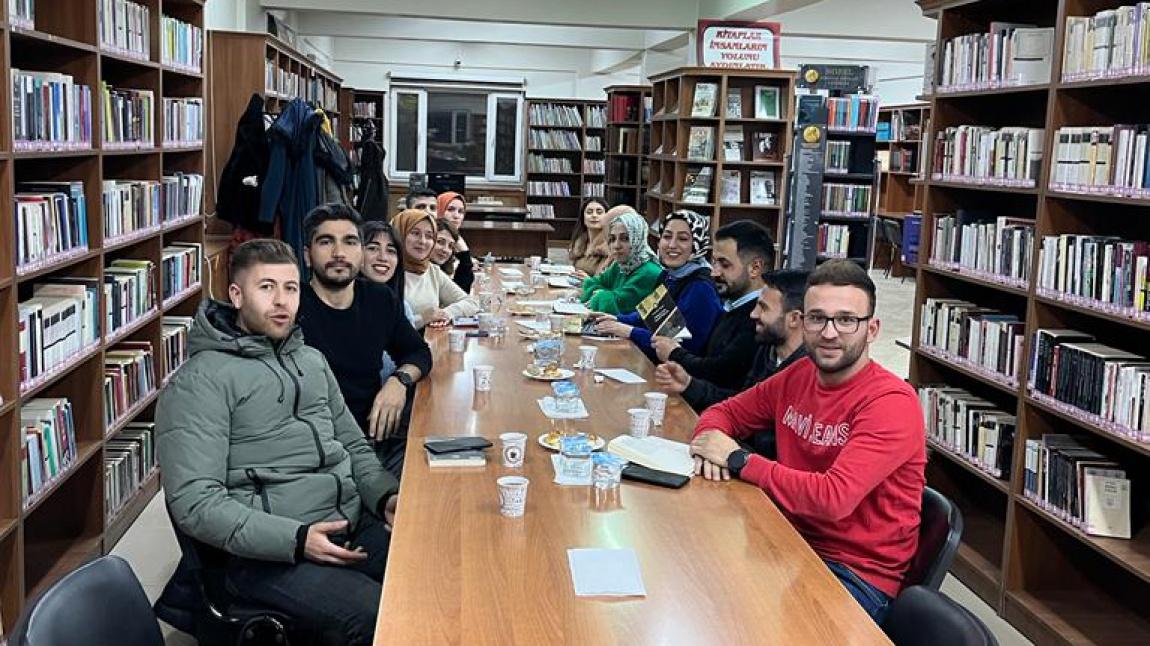 Hasan Turan İlk/Ortaokulu Öğretmenleri Kitap Tahlili Yaptı
